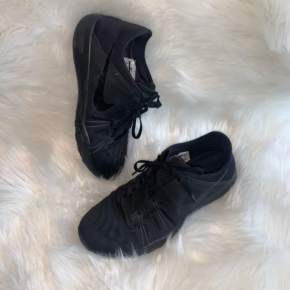 Nike Free TR6 Cross Trainers- Black Sz 10